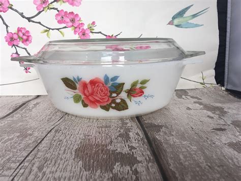 JAJ Pyrex Cottage Rose Large Casserole Dish Vintage Flower - Etsy UK ...