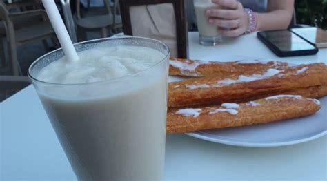 D A De La Horchata De Alboraia De Julio Horchata Y Fartons Gratis