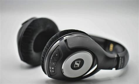 What is Headphone Virtualization? - The Tech Edvocate