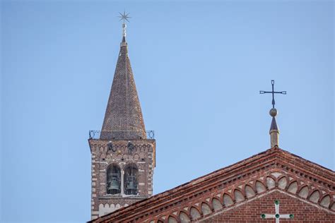 Campanile Della Basilica Di Sant Eustorgio Formento Restauri