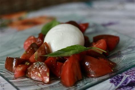 Salade De Tomates Et Burrata Le Boudoir D Amandine