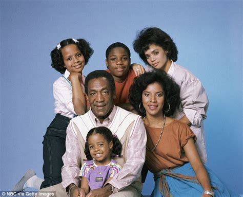 Both Of Bill Cosby S Wives Will Support Him At Trial Daily Mail Online