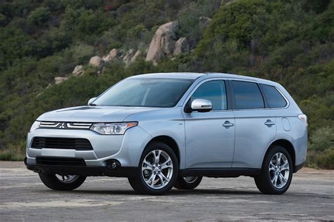 MITSUBISHI Outlander Specs & Photos - 2012, 2013, 2014, 2015, 2016 ...