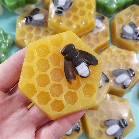 16 Honey Bee Themed Baby Shower Ideas For The Mommy To Bee