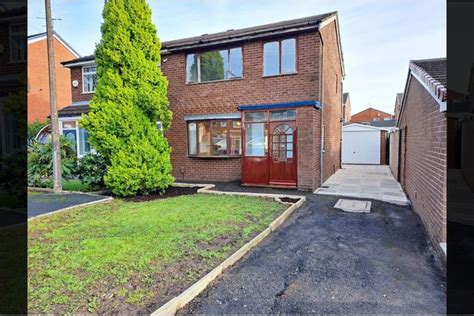 Homes For Sale In Marlbrook Drive Westhoughton Bolton Bl5 Buy