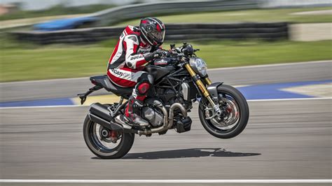 2021 Ducati Monster 1200 S [Specs, Features, Photos] | wBW