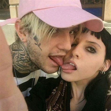 Pin By Dányeli Herrera On Couple Lil Peep Girlfriend Lil Peep