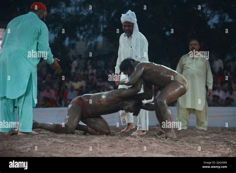 Lahore Pakistan Th Sep Pakistani Kushti Wrestlers Desi