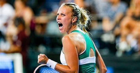 Estonie Fed Cup Tursunov Anett Kontaveit En Questions