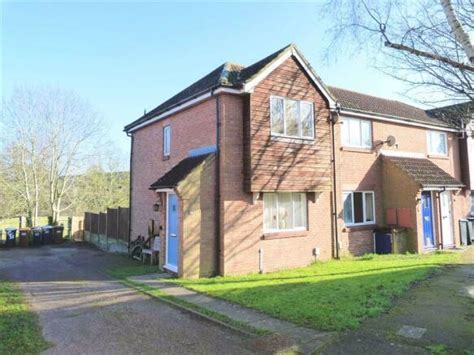 2 Bedroom End Of Terrace House For Sale In Harwood Close Welwyn Garden