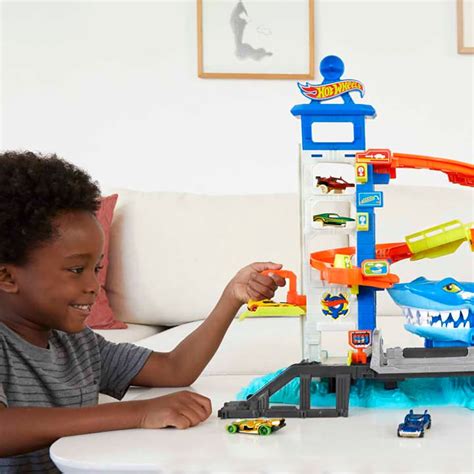 Комплект писти с кула Hot Wheels Shark Escape HDP06 Toyzz Shop