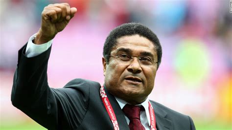 Football legend Eusebio in hospital with pneumonia - CNN