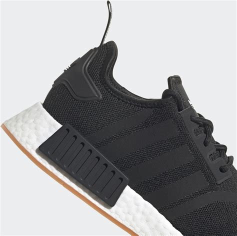 Adidas Nmd R1 Primeblue Core Black Core Black Gum Au Meilleur Prix Sur Idealo Fr