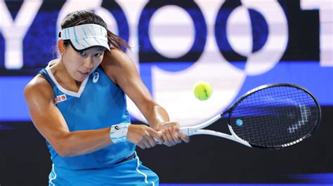 Tennis Uchijima Loses To Olympic Champ Zheng At Pan Pacific Open