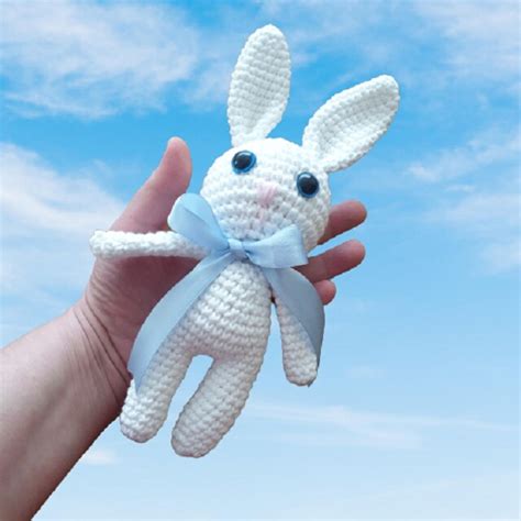 Jucarie Plus Iepuras Handmade Amigurumi Bunny Alb 20cm Bumbac EMAG Ro