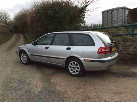 Volvo V Xs Estate X Reg Mot January Car For Sale