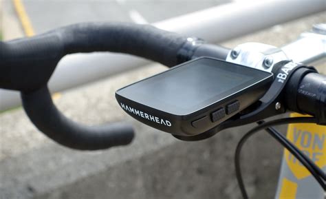 Review Hammerhead Karoo Is A Big Bold Gps Cycling Computer With A