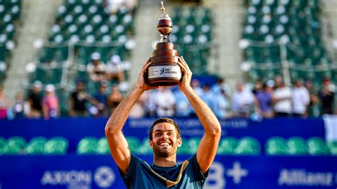 Díaz Acosta brilla y cumple su sueño Campeón en Buenos Aires ATP