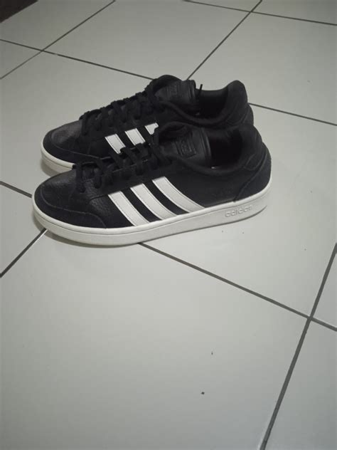 Adidas made in indonesia size 41 pull kulit on Carousell