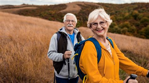 Adultos Mayores cuál es la edad mínima para acceder a los Viajes para