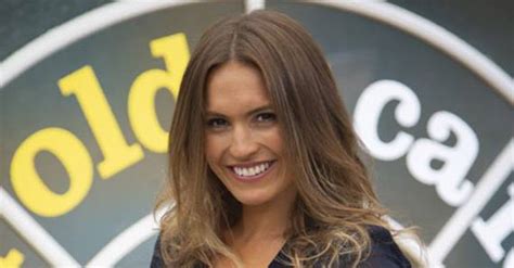 Ex Home And Away Star Christie Hayes Joins Neighbours