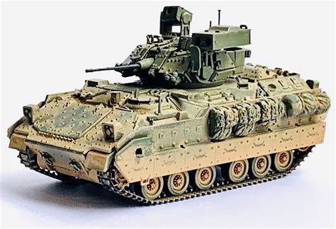 Neo Dragon Armor Us Infantry Fighting Vehicle M2a3 Bradley Weathering Finish Finished Product