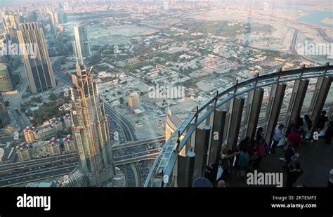 Burj khalifa observation deck 124 Stock Videos & Footage - HD and 4K ...