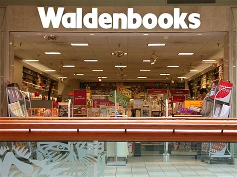 Waldenbooks - Knoxville in Knoxville, TN | LibraryThing Local