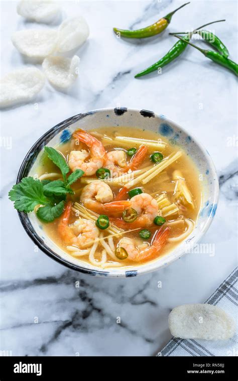 Tom Yum Hot And Sour Thai Soup With Prawns Stock Photo Alamy