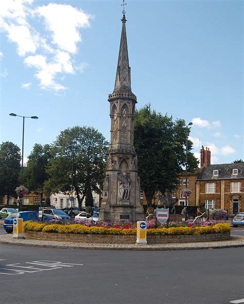 Oxford 001 Banbury Cross Luke H Gordon Flickr