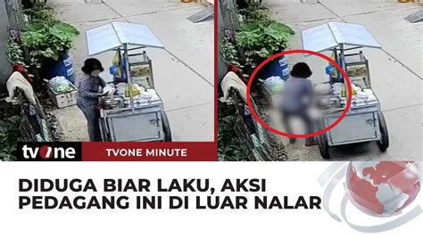 Di Luar Nalar Aksi Emak Emak Oleskan Dagangan Ke Bagian Tubuhnya