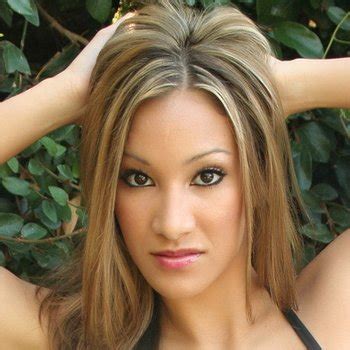 Kira Vixen Babe Page Watch This Adult Model On FreeOnes