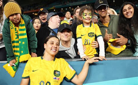 Sam Kerr's moment with girlfriend as Matildas praised for beautiful ...