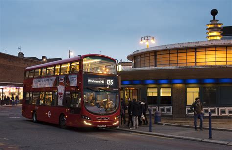 Transport Database And Photogallery Volvo B5LH Wright Eclipse