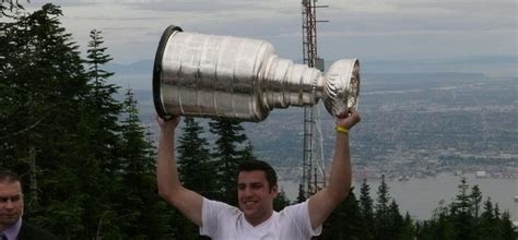 Milan Lucic and the Stanley Cup | Grouse Mountain - The Peak of Vancouver