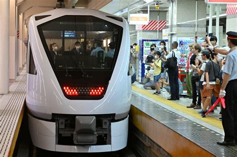 スペーシアx出発式 東武鉄道新型特急車両 写真特集1011 毎日新聞