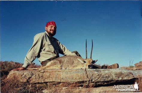 Mountain Reedbuck Hunting Mankazana Valley | AfricaHunting.com