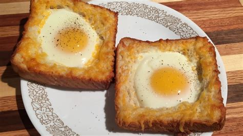 Sunnyside Up Egg In Bread Best Egg Bread Hack Quick Breakfast Recipe Youtube