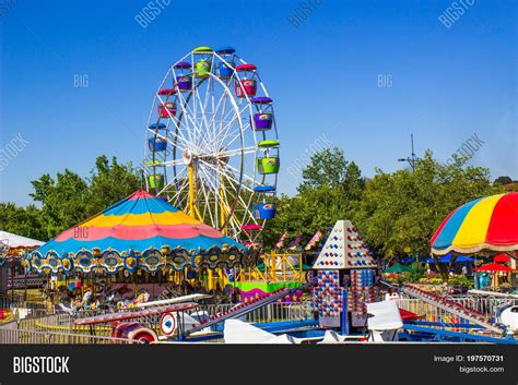 Carousel Ferris Wheel Image And Photo Free Trial Bigstock