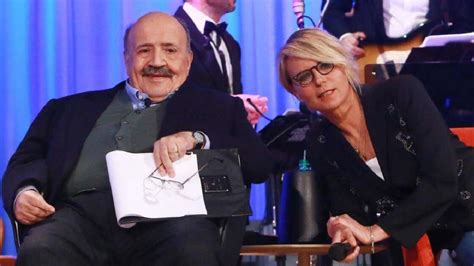 L Eredit Di Costanzo A Quanto Ammonta E Le Parole Di Maria De Filippi