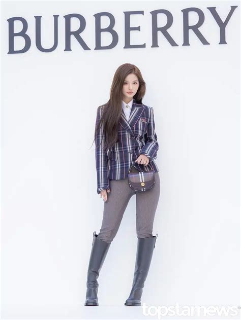 seol yoon   legendary burberry event fanplus community
