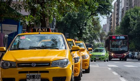 Taxistas Presentaron Un Proyecto Para Prohibir Las Aplicaciones De