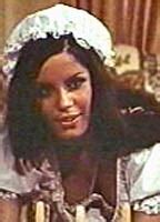 Naked Céline Lomez in Loving and Laughing