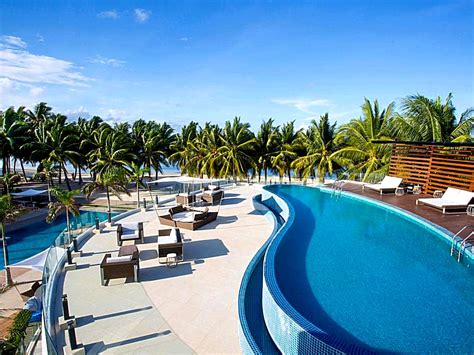 Top 19 Hotels with Private Pool in Boracay - Anna's Guide