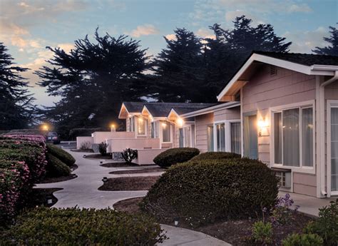 Cambria Lodging Moonstone Beach | Cambria Landing Inn