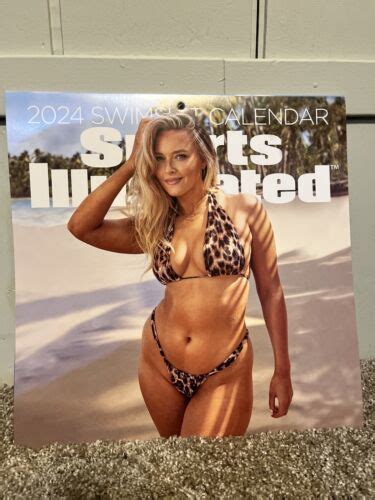 2024 Sports Illustrated Swimsuit Wall Calendar 4696711008