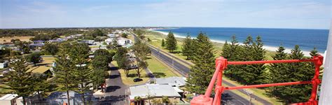 Kingston Foreshore Caravan Park | Seaside AccommodationKingston Caravan ...