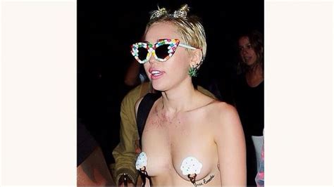 Miley Cyrus Vuelve A Llamar La Atenci N Con Otra Sorpresa