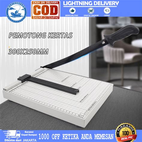 Alat Pemotong Kertas A4 Paper Cutter Trimmer Paper Cutter Origin F4