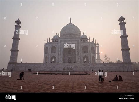 Taj Mahal, Agra / India - February 23, 2020: tourists visiting the Taj ...